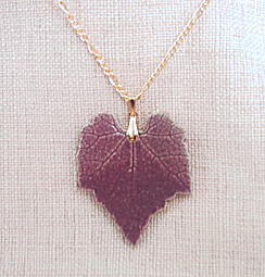 陶器のネックレス・木の葉（紫）